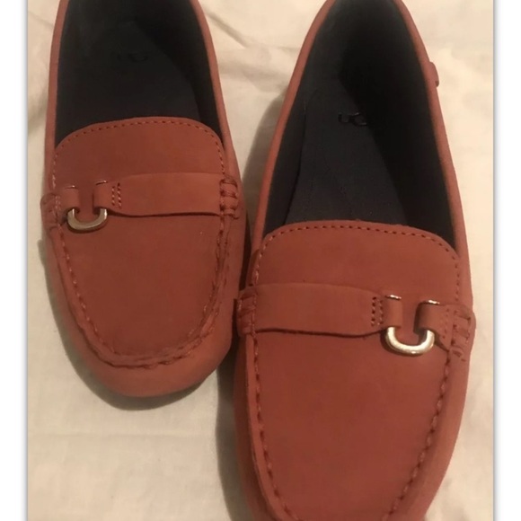 UGG Callen NEW Women’s Leather Loafers Size 7 - Picture 2 of 14